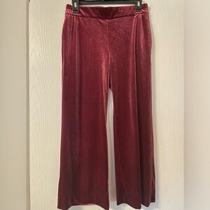 Old Navy velvet dress pants, cropped ankle, size S, burgundy